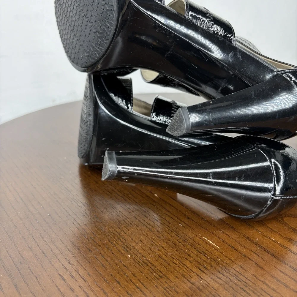 Michael Kors Berkley Women's 7.5M Black Leather  T Strap Heels Strappy Sandal